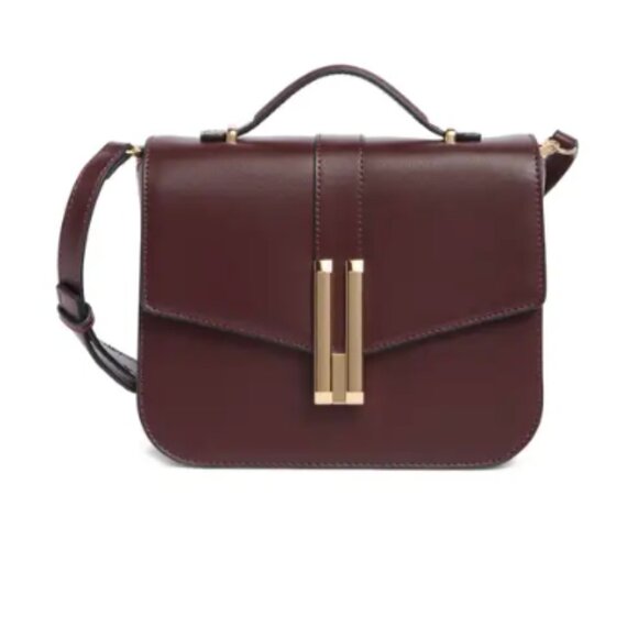 BCBGMaxAzria Handbags - BCBGMaxAzria Burgundy Bag